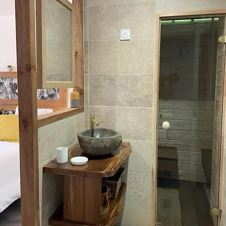 Apartamento Avec Vue Et Sauna - Centre